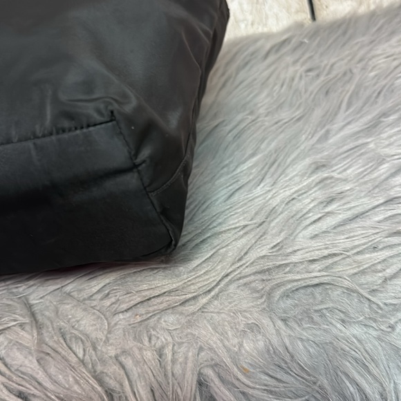 PRADA - Shoulder Bag - Picture 5 of 11